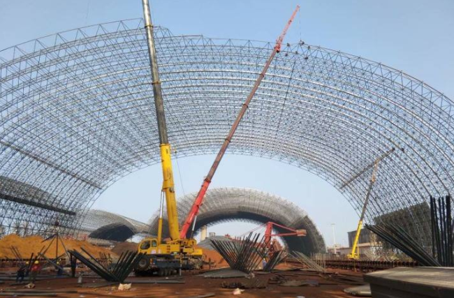 新泰浅析质料场封闭本领的特点以及利用类型